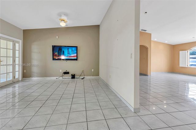 8531 SW 12th St, Miami, FL 33144