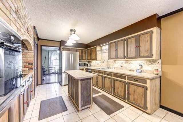 13218 Fm 1764 Road, Santa Fe, TX 77510