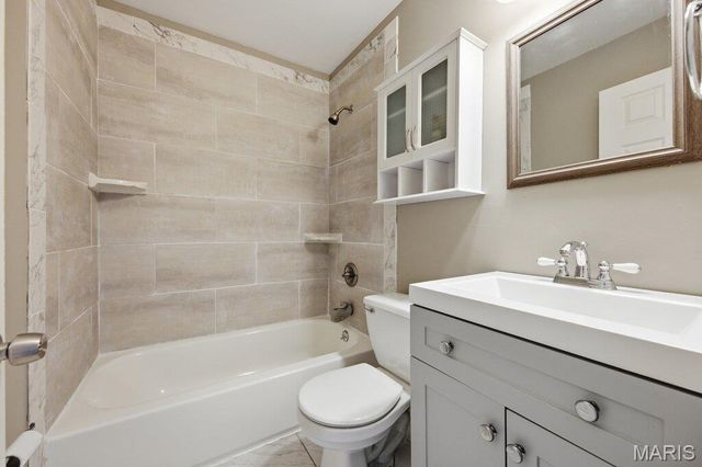 1367 Spellman Avenue, Crestwood, MO 63126