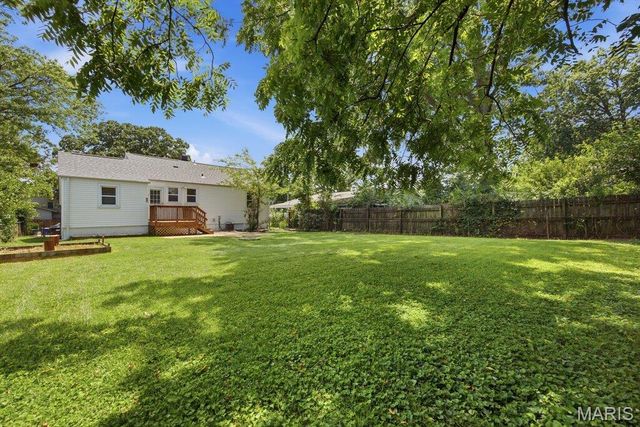 1367 Spellman Avenue, Crestwood, MO 63126