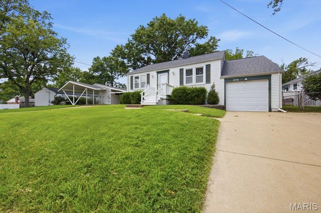 1367 Spellman Avenue, Crestwood, MO 63126