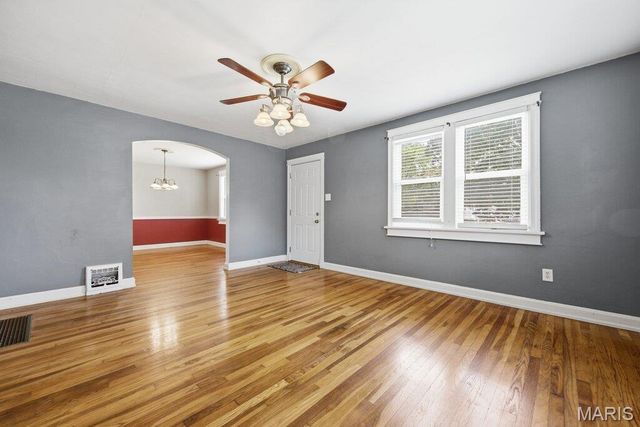 1367 Spellman Avenue, Crestwood, MO 63126