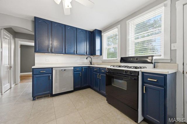 1367 Spellman Avenue, Crestwood, MO 63126