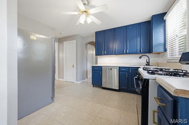 1367 Spellman Avenue, Crestwood, MO 63126