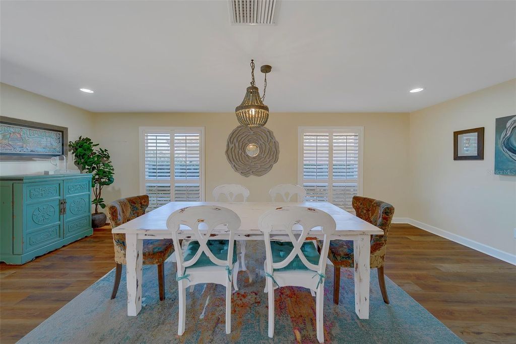 Image 16 of property listing at 14557 ANCHORAGE CIRCLE, Seminole, FL 33776