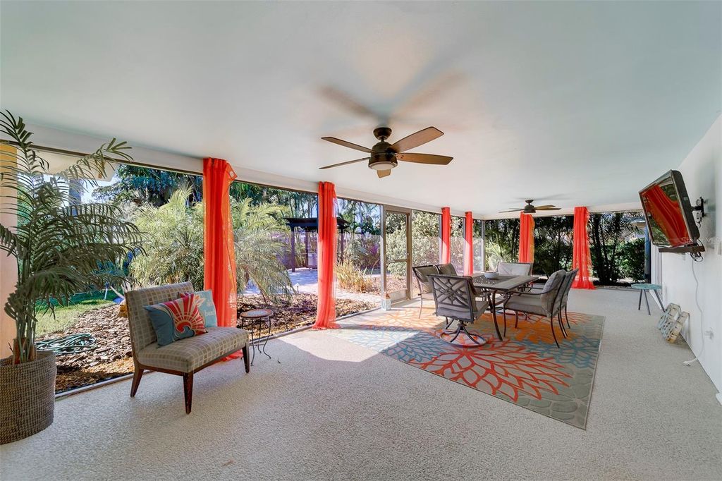 Image 55 of property listing at 14557 ANCHORAGE CIRCLE, Seminole, FL 33776