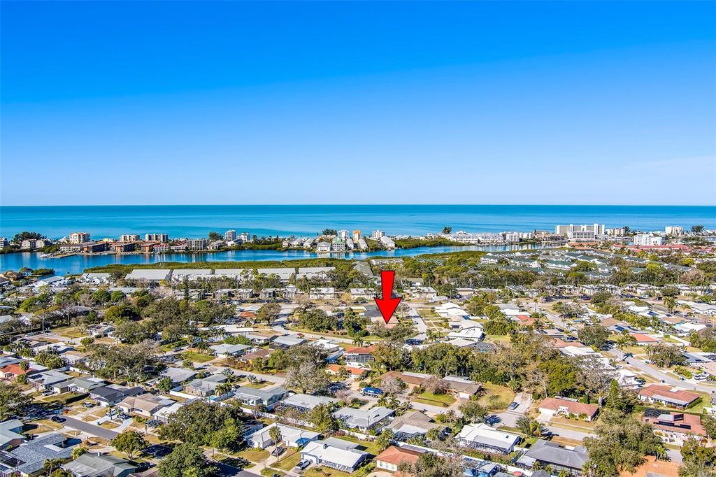 Image 82 of property listing at 14557 ANCHORAGE CIRCLE, Seminole, FL 33776