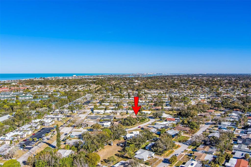 Image 85 of property listing at 14557 ANCHORAGE CIRCLE, Seminole, FL 33776