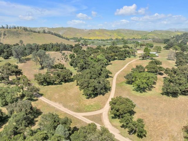 770 Limekiln Road, Hollister, CA 95023