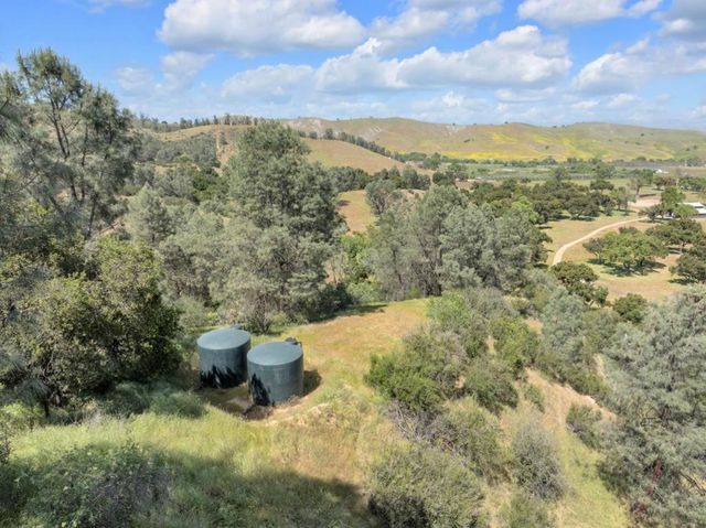770 Limekiln Road, Hollister, CA 95023