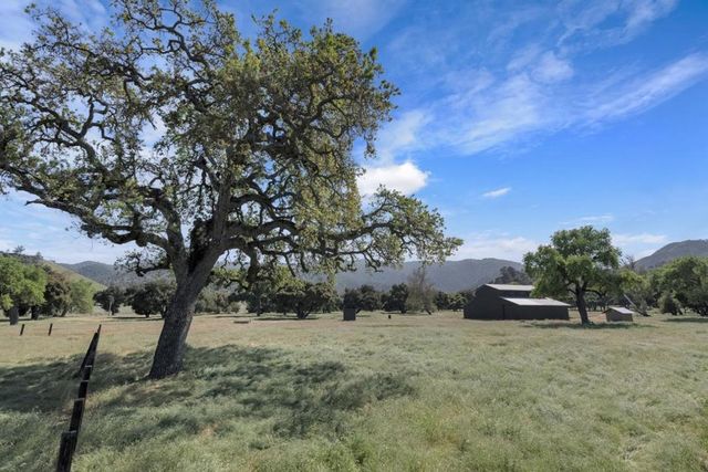 770 Limekiln Road, Hollister, CA 95023