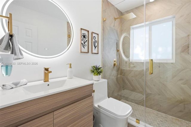 4410 NE 3rd Ave, Deerfield Beach, FL 33064
