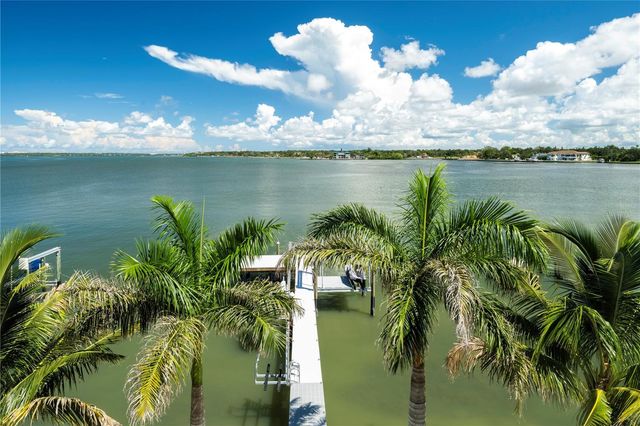 7973 CAUSEWAY BOULEVARD N, St Petersburg, FL 33707