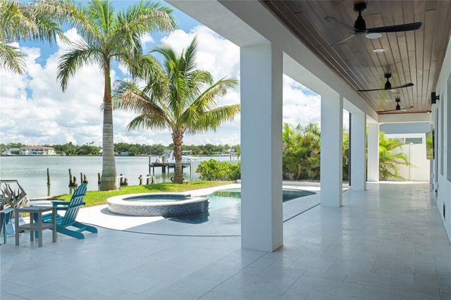 7973 CAUSEWAY BOULEVARD N, St Petersburg, FL 33707
