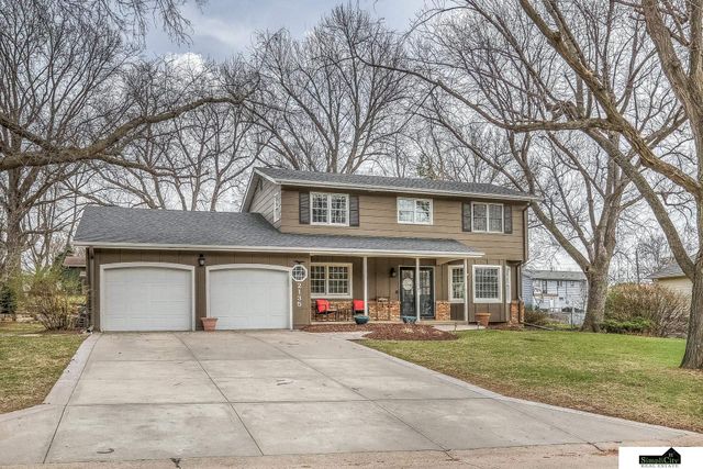 2135 S 113 Avenue, Omaha, NE 68144