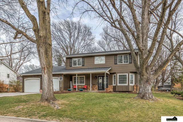 2135 S 113 Avenue, Omaha, NE 68144