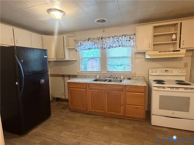 1308 Tabb Ave, Hopewell, VA 23860