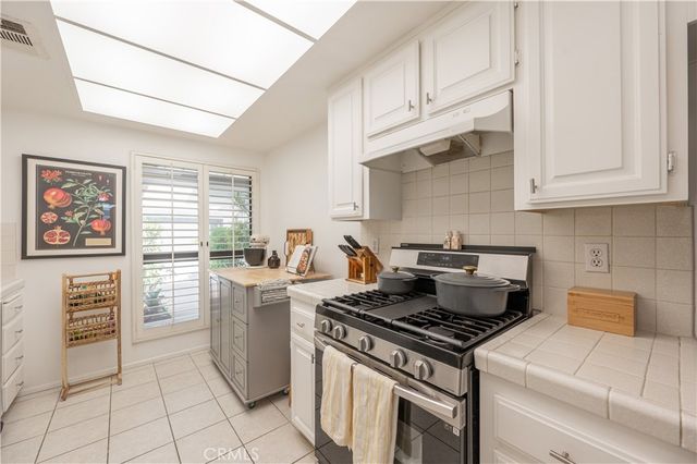 10110 Melinda Way 4, Northridge, CA 91325