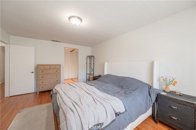 10110 Melinda Way 4, Northridge, CA 91325