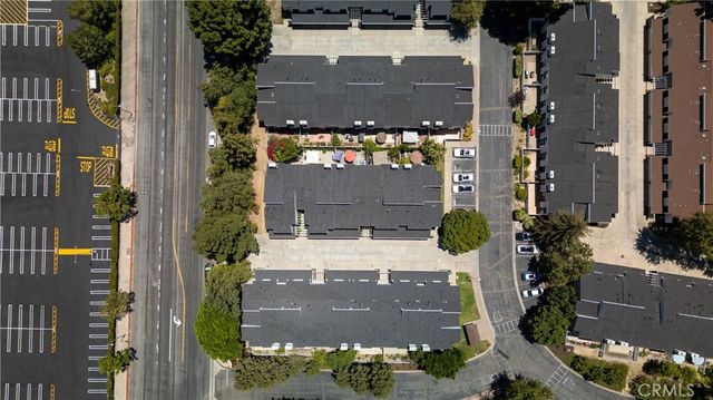 10110 Melinda Way 4, Northridge, CA 91325