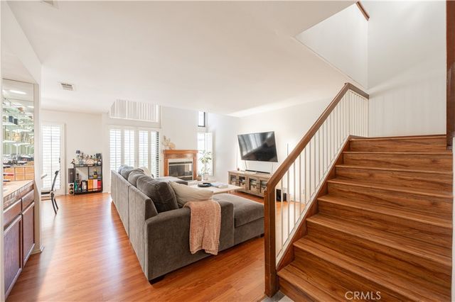 10110 Melinda Way 4, Northridge, CA 91325