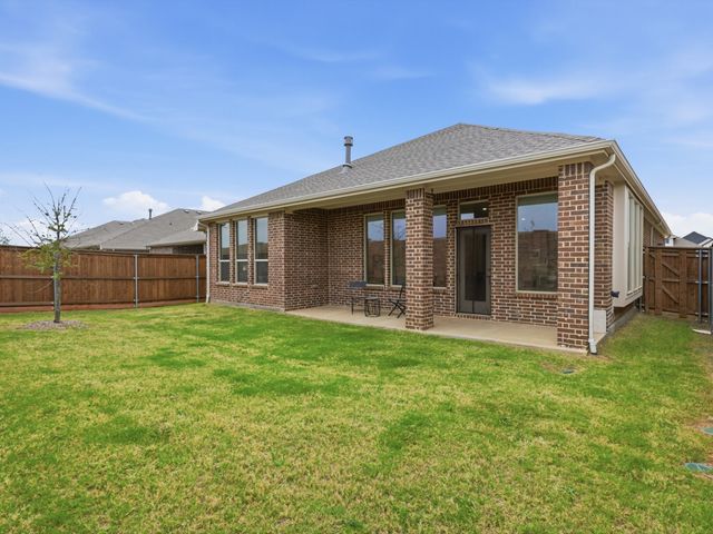 541 Breeds Hill Road, Little Elm, TX 75068
