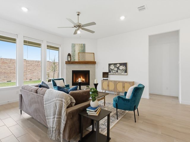 541 Breeds Hill Road, Little Elm, TX 75068