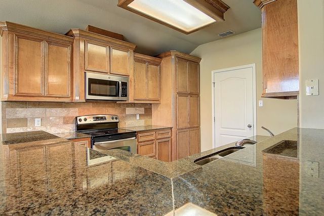 6824 Fox Tail Dr, Corpus Christi, TX 78413