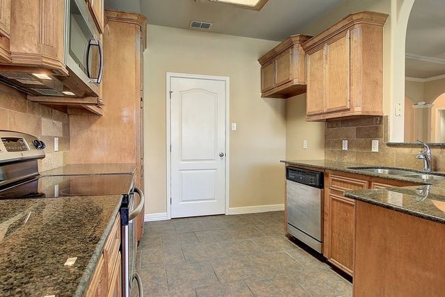 6824 Fox Tail Dr, Corpus Christi, TX 78413