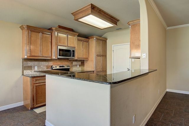 6824 Fox Tail Dr, Corpus Christi, TX 78413