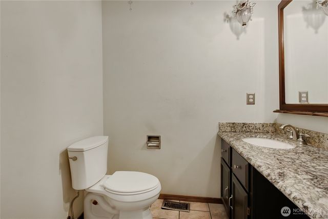 1909 S 375th Street, Federal Way, WA 98003