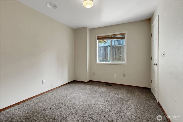 1909 S 375th Street, Federal Way, WA 98003