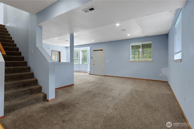 1909 S 375th Street, Federal Way, WA 98003