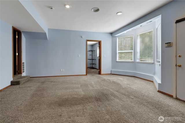 1909 S 375th Street, Federal Way, WA 98003