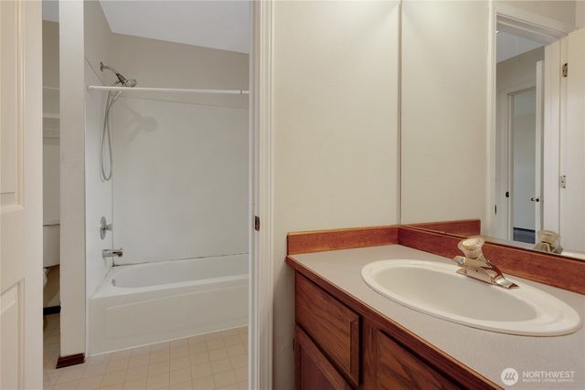 1909 S 375th Street, Federal Way, WA 98003