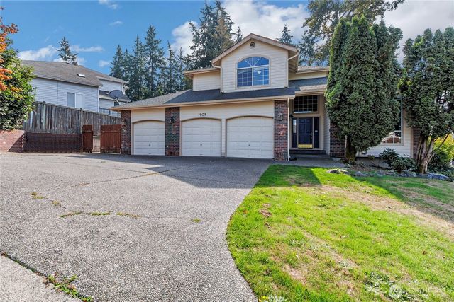 1909 S 375th Street, Federal Way, WA 98003