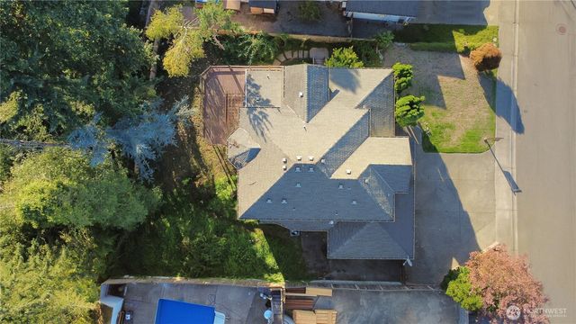 1909 S 375th Street, Federal Way, WA 98003