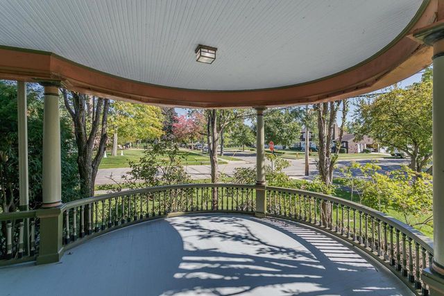 516 E FOREST AVENUE, Neenah, WI 54956