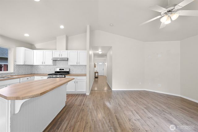 4390 Lateener Lane, Blaine, WA 98230