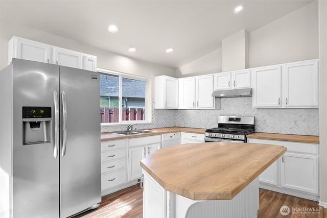 4390 Lateener Lane, Blaine, WA 98230