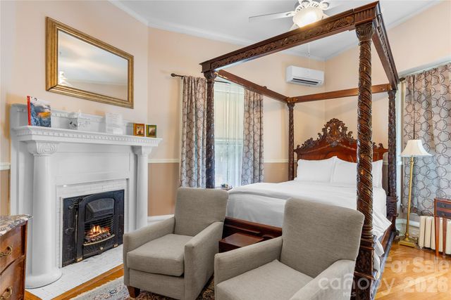 86 Edgemont Road, Asheville, NC 28801