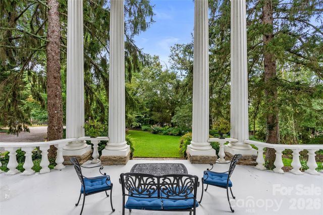 86 Edgemont Road, Asheville, NC 28801