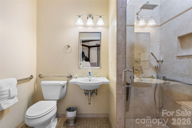 86 Edgemont Road, Asheville, NC 28801