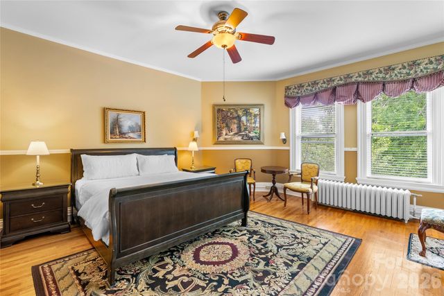 86 Edgemont Road, Asheville, NC 28801