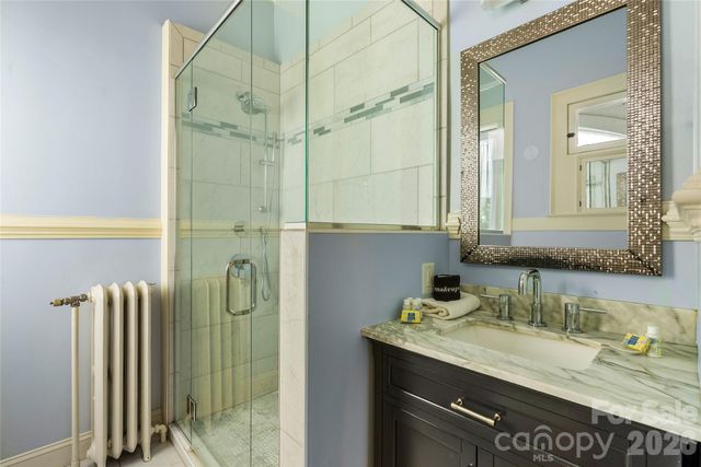 86 Edgemont Road, Asheville, NC 28801
