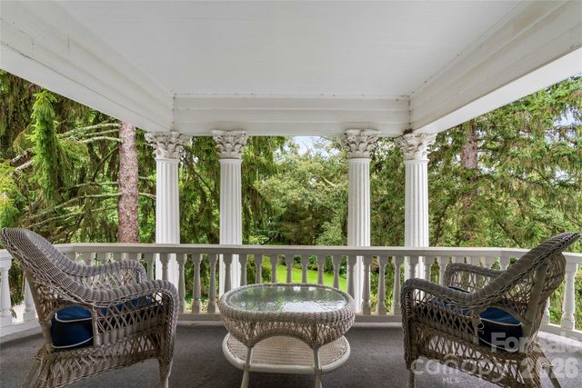 86 Edgemont Road, Asheville, NC 28801