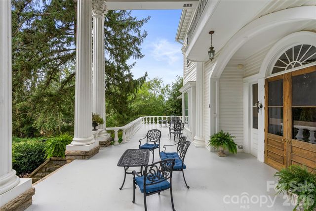 86 Edgemont Road, Asheville, NC 28801