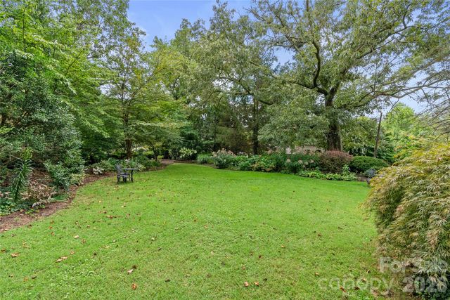86 Edgemont Road, Asheville, NC 28801