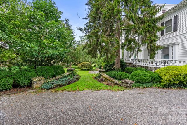 86 Edgemont Road, Asheville, NC 28801