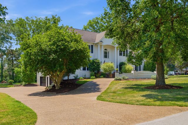 9531 Butler Dr, Brentwood, TN 37027